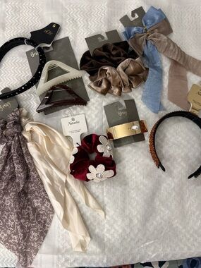 Branded hair accessories bundle 11pcs